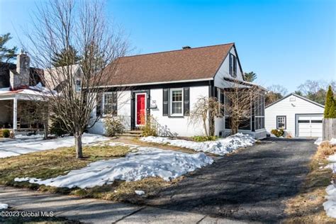 View sales history, tax history, home value estimates, and overhead views. . 32 alden ct